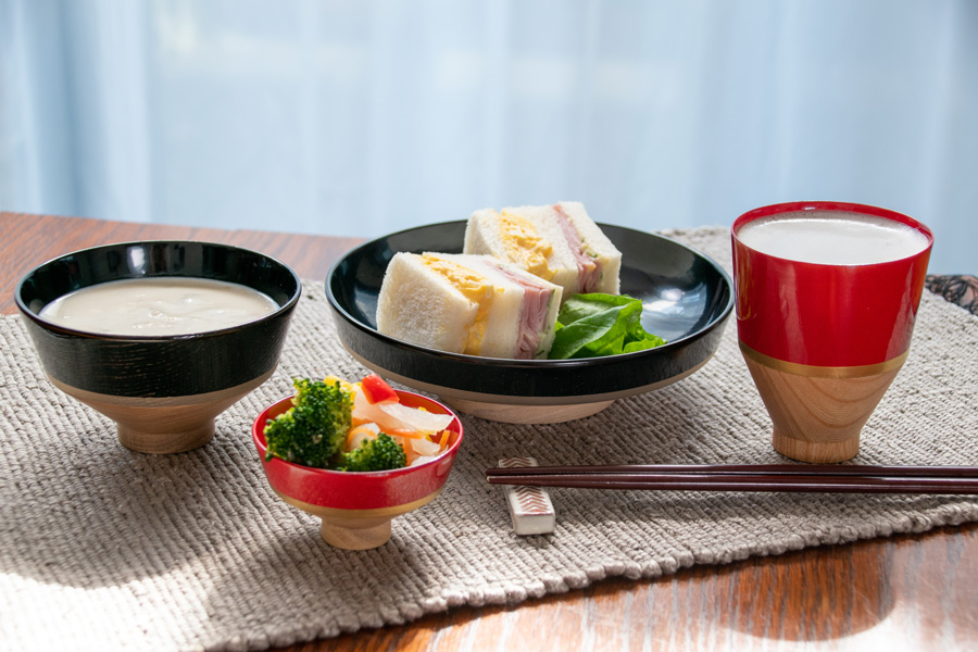 KOROMO 椀 | 木製の汁椀 漆塗り isukeブランド 漆器の井助