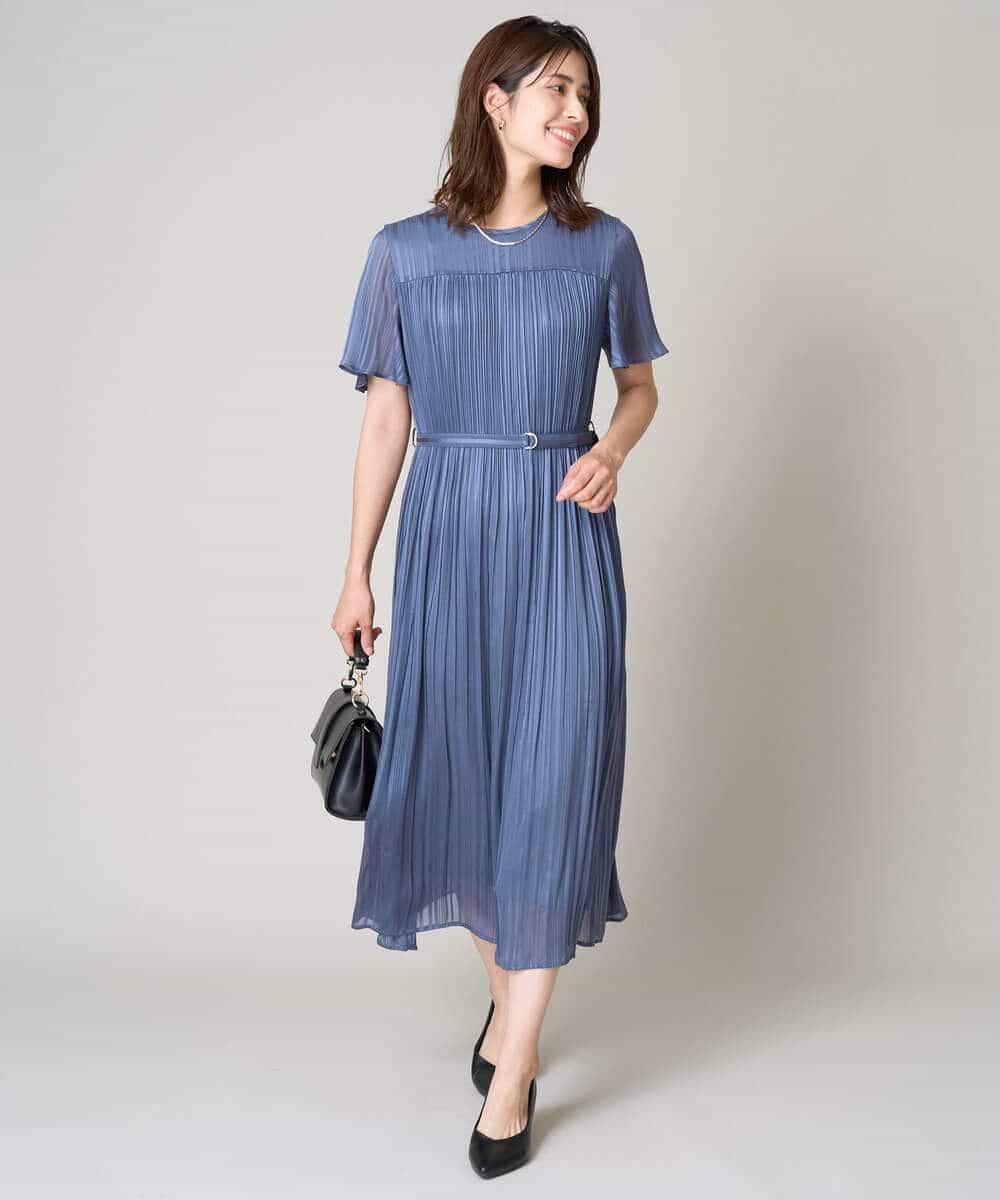 洗える】ランダムプリーツワンピース(ワンピース) | a.v.v(アー・ヴェ