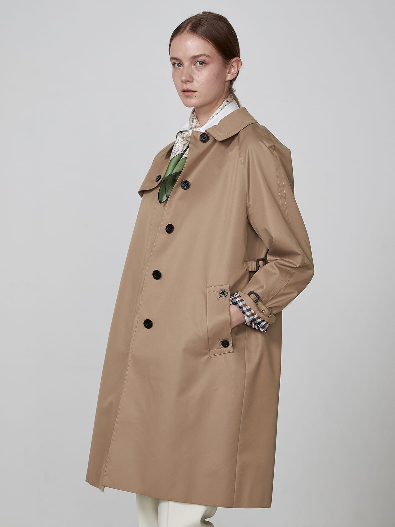 今こそ名品を。＜AQUASCUTUM / アクアスキュータム＞トレンチコート
