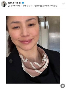 井川遥、一目惚れスカーフあわせて美貌ダダ漏れショット 「美しすぎ