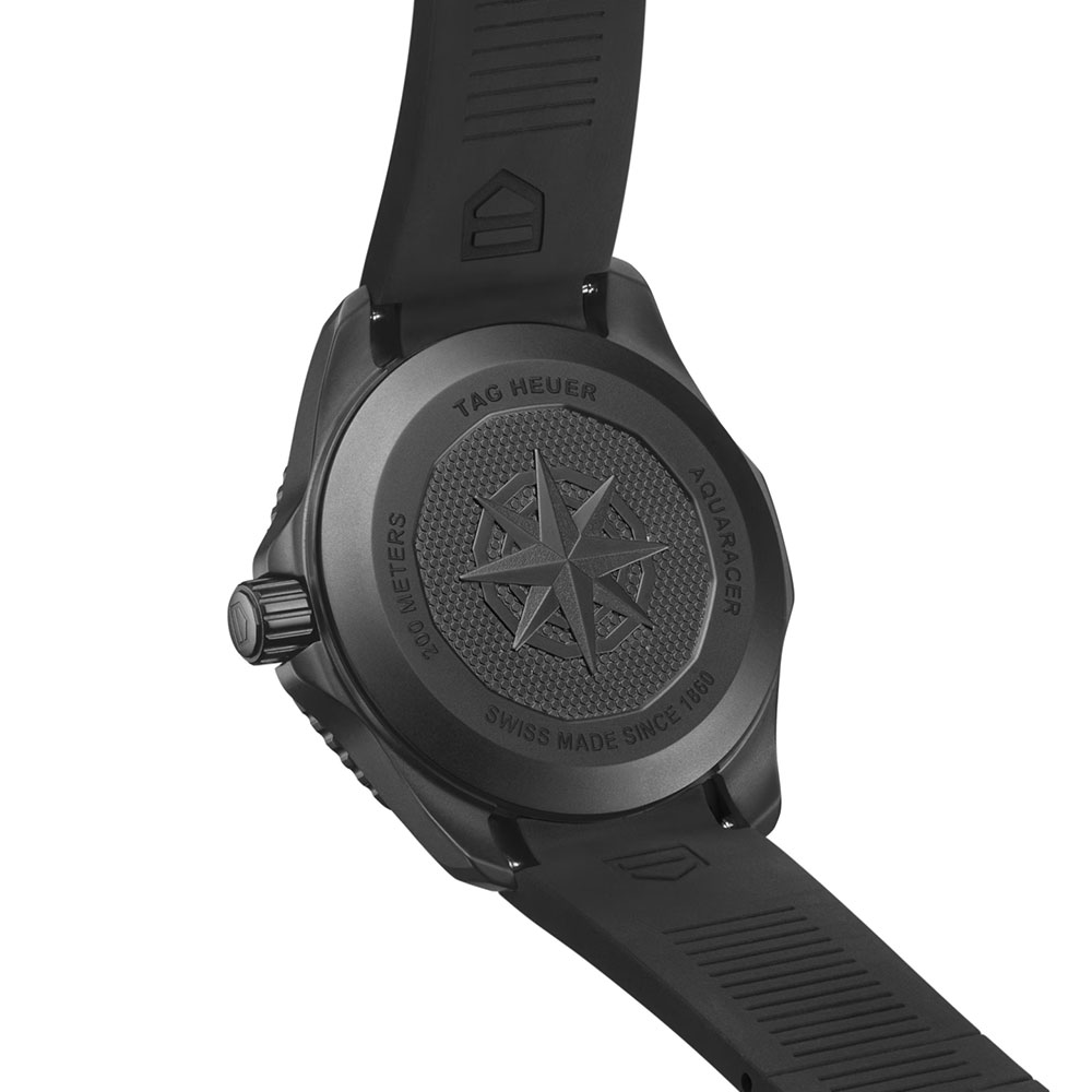 タグ・ホイヤー アクアレーサー プロフェッショナル200 ソーラーグラフ