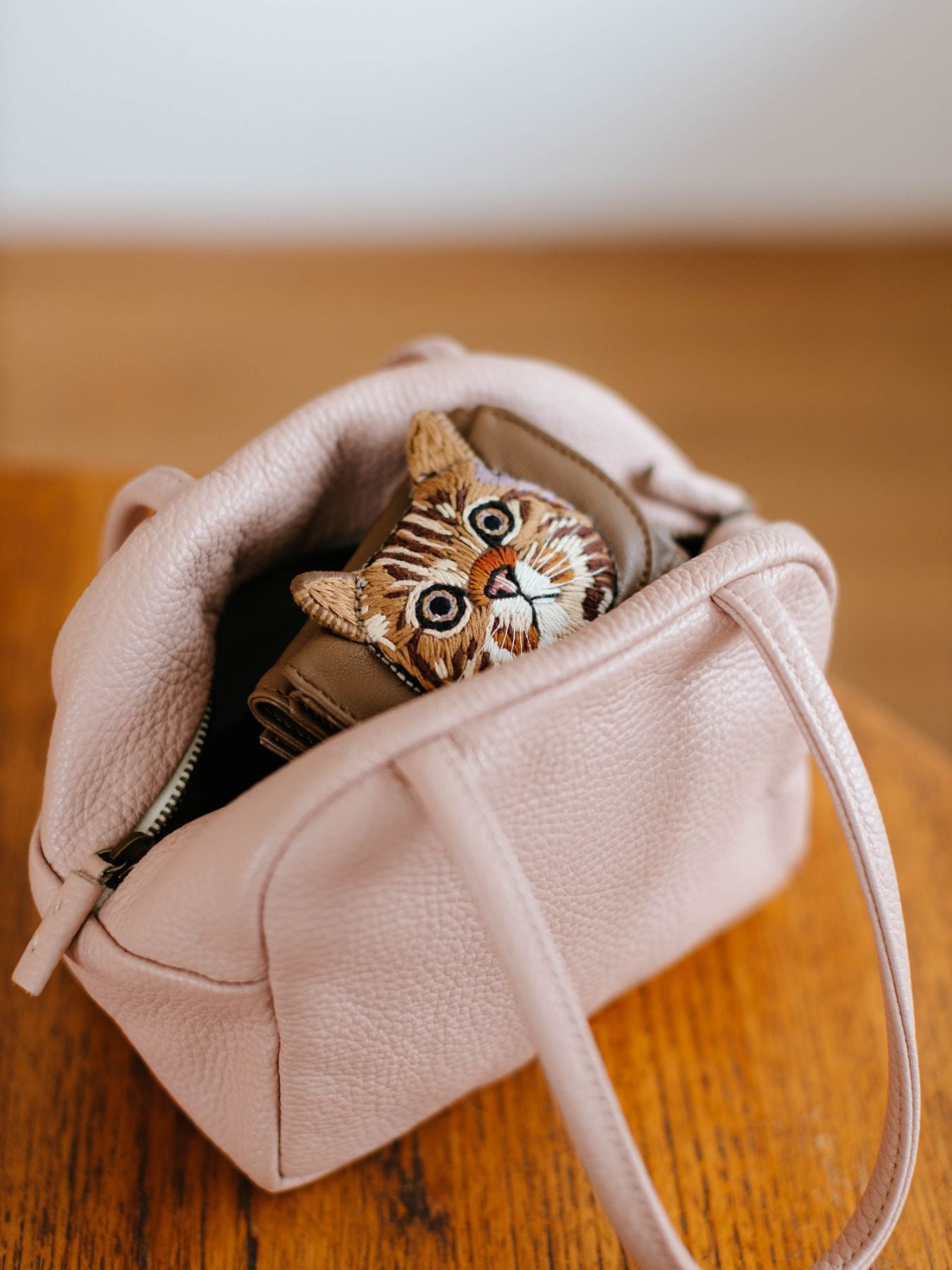 tamaoworld 刺繍ねこ ミニ財布｜ファッション雑貨・その他｜オルネ ド