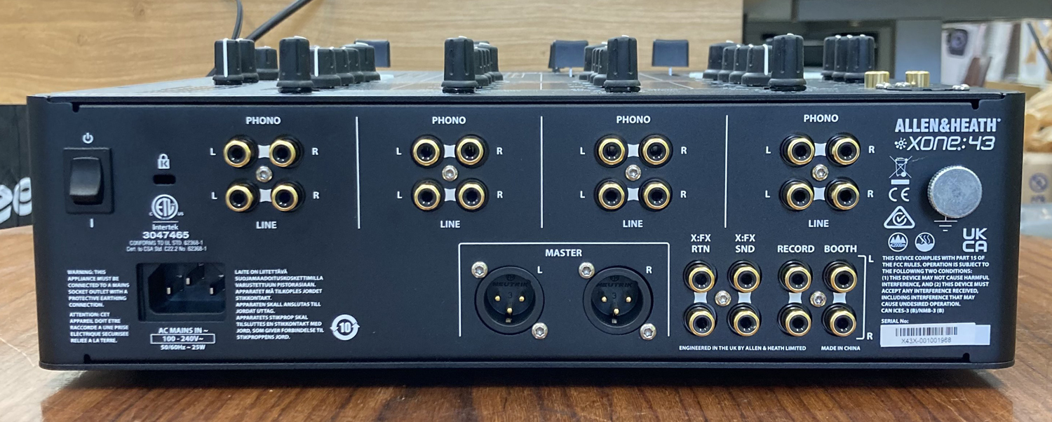 中古美品】高音質4チャンネルDJミキサーXONE:43のご紹介です！！