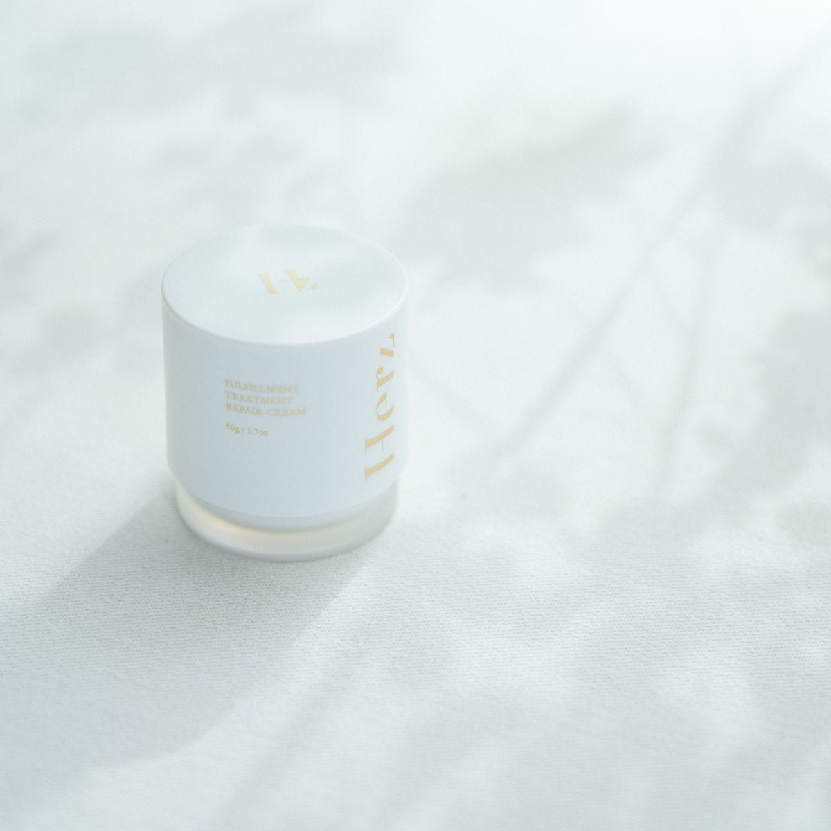 舟山久美子のスキンケアブランドHerz skinから、リペアクリームが2024