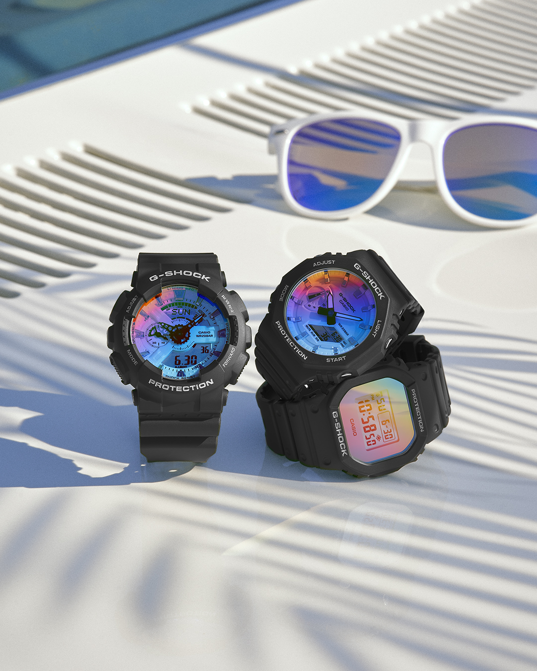 G-SHOCK】どこからでも虹色キラキラ☆ Iridescent Colorシリーズは夏