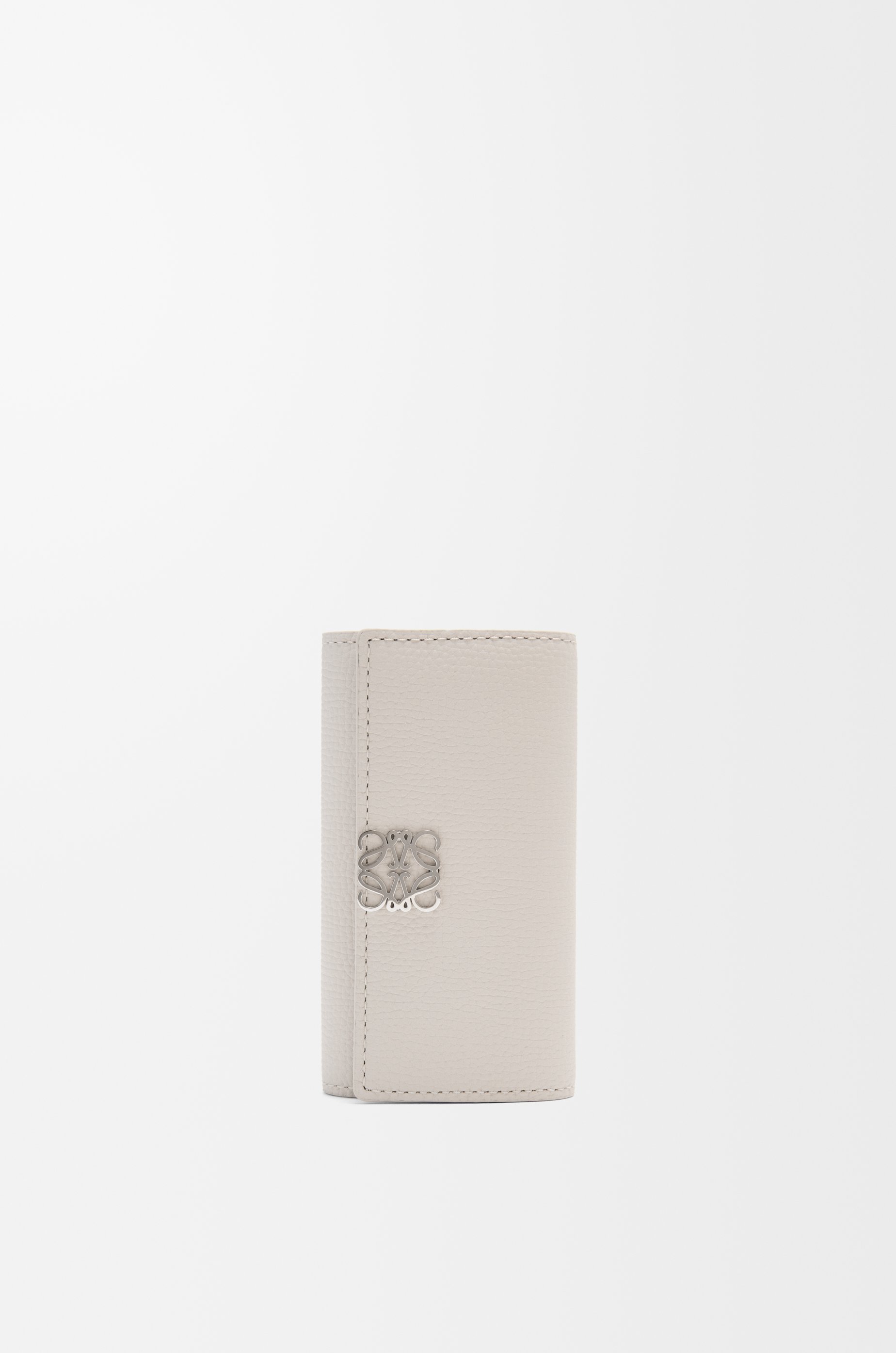 アナグラム キーケース（ペブルグレインカーフ） グレー - LOEWE Japan