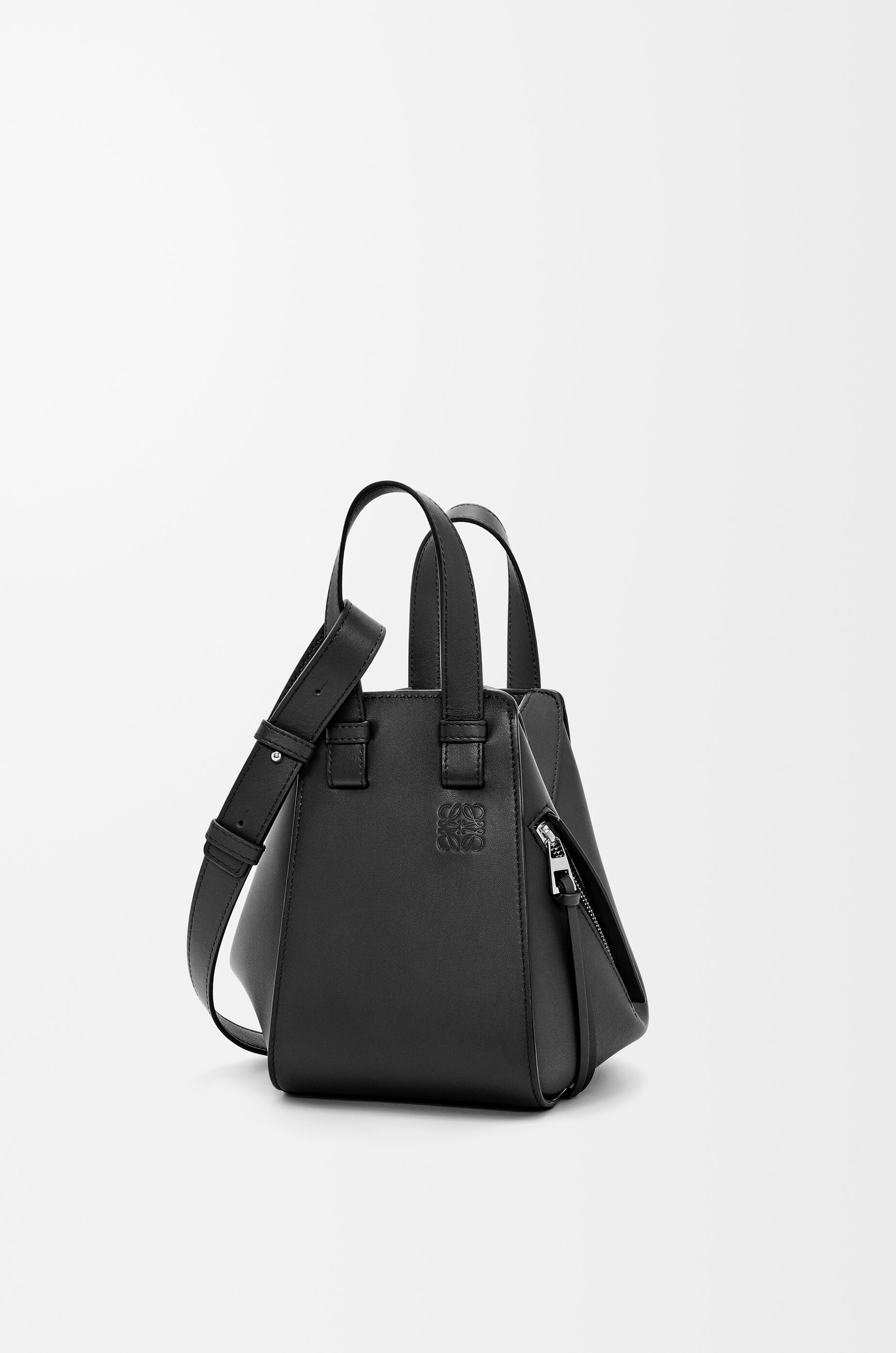 Compact Hammock bag in classic calfskin Black - LOEWE USA Official