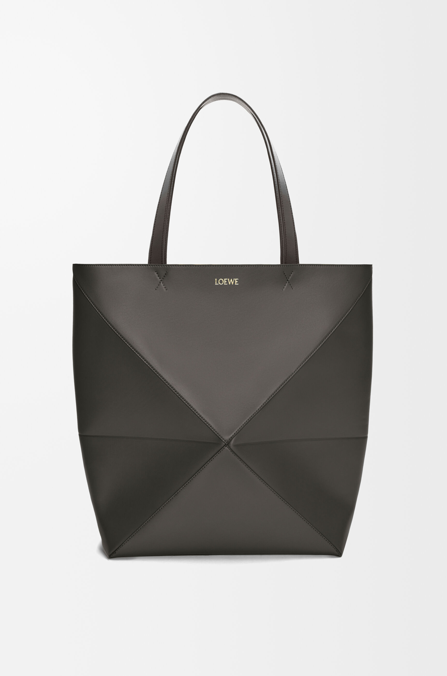 パズルフォルド トート XL（シャイニーカーフ） ブラック - LOEWE