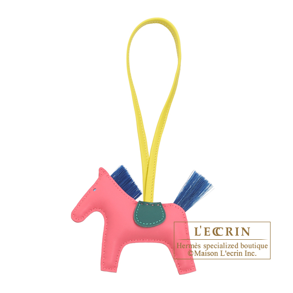 エルメス ロデオチャームクランPM ローズアザレ/ マラカイト/ブルー