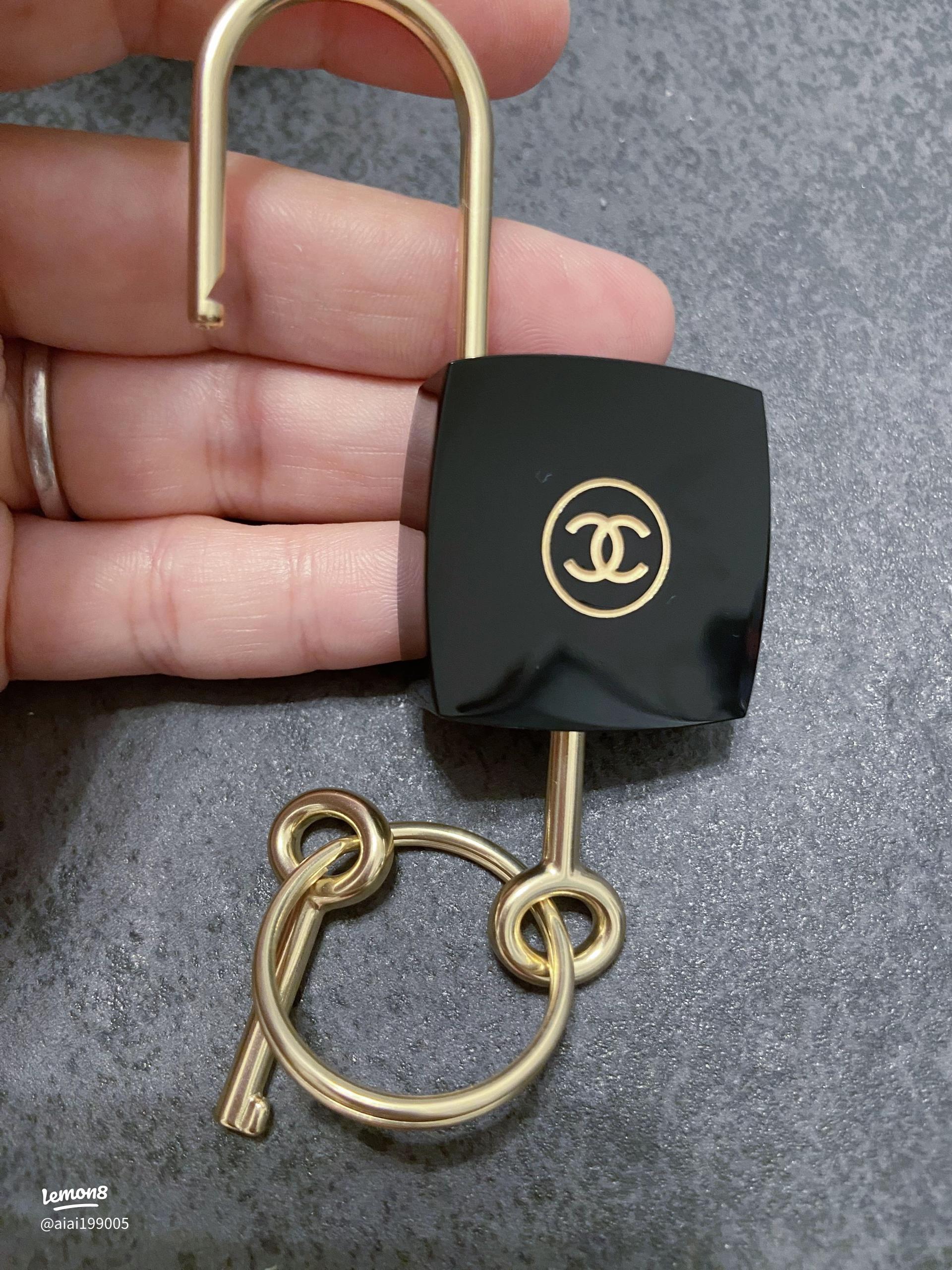 ラコレのステージノベルティ『CHANELキーチャーム』を引き換え体験レビュー