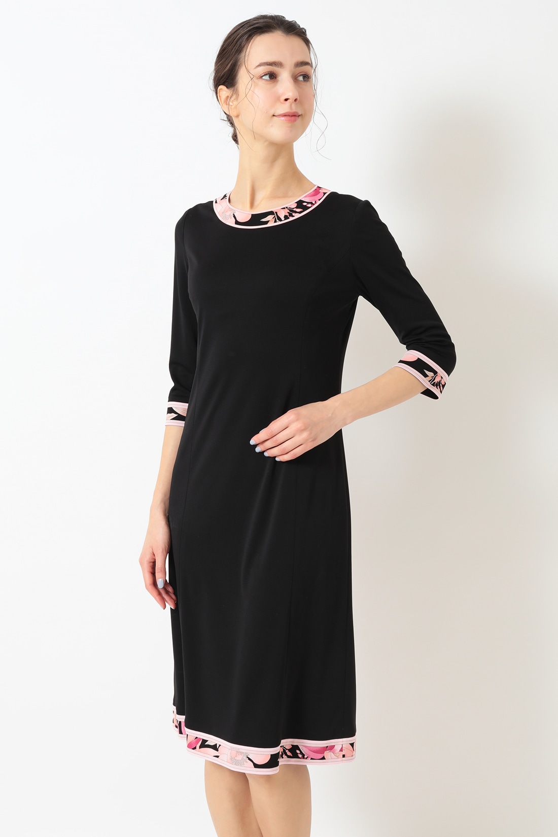 オンライン・旗艦店限定】ワンピース F62F301221｜レオナール 公式