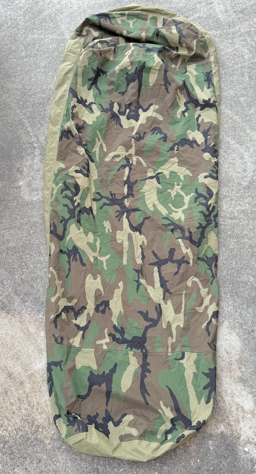 米軍実物 スリーピングバッグ ゴアテックスカバー 寝袋、寝具
