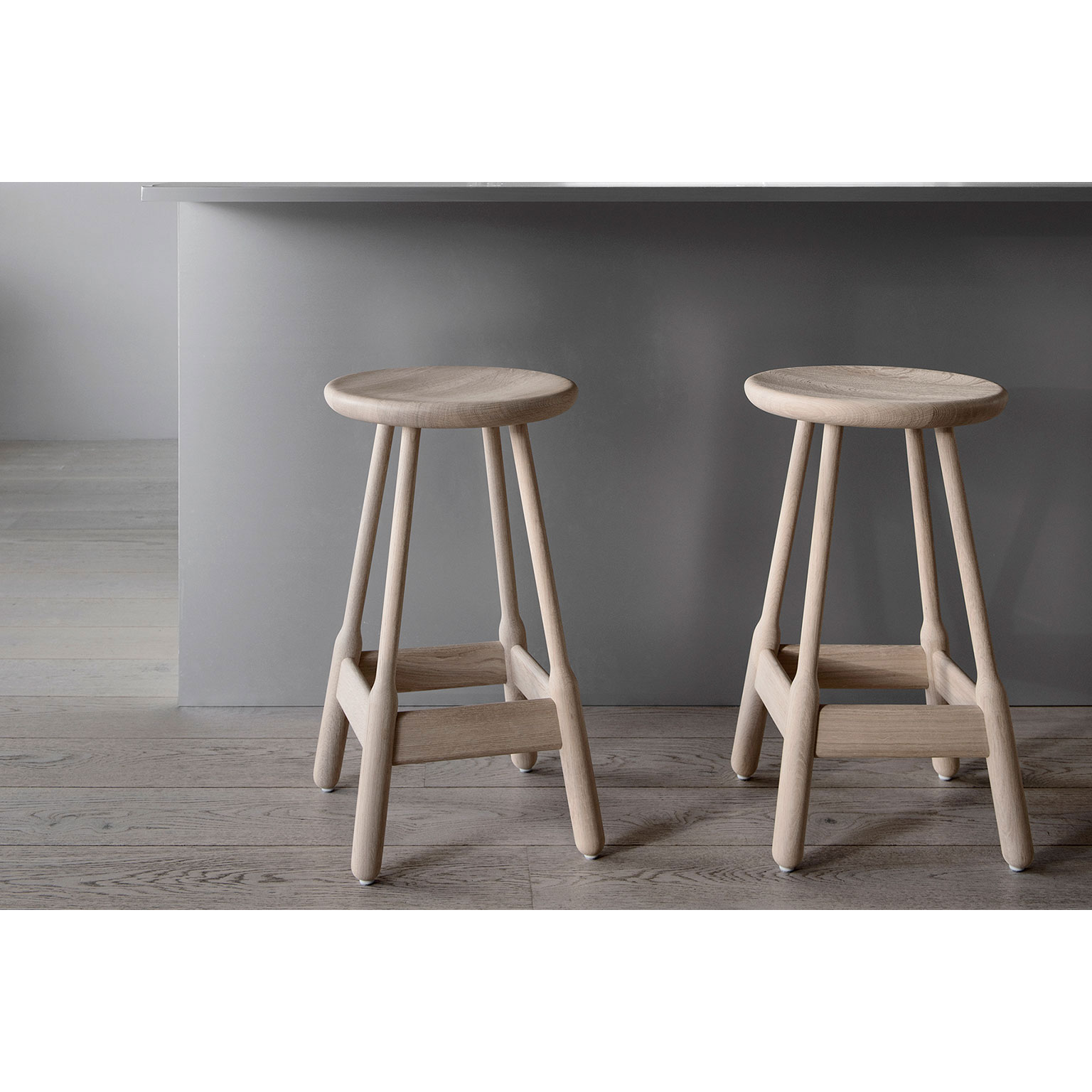 MASSPRODUCTIONS（マスプロダクションズ ）Albert バースツール