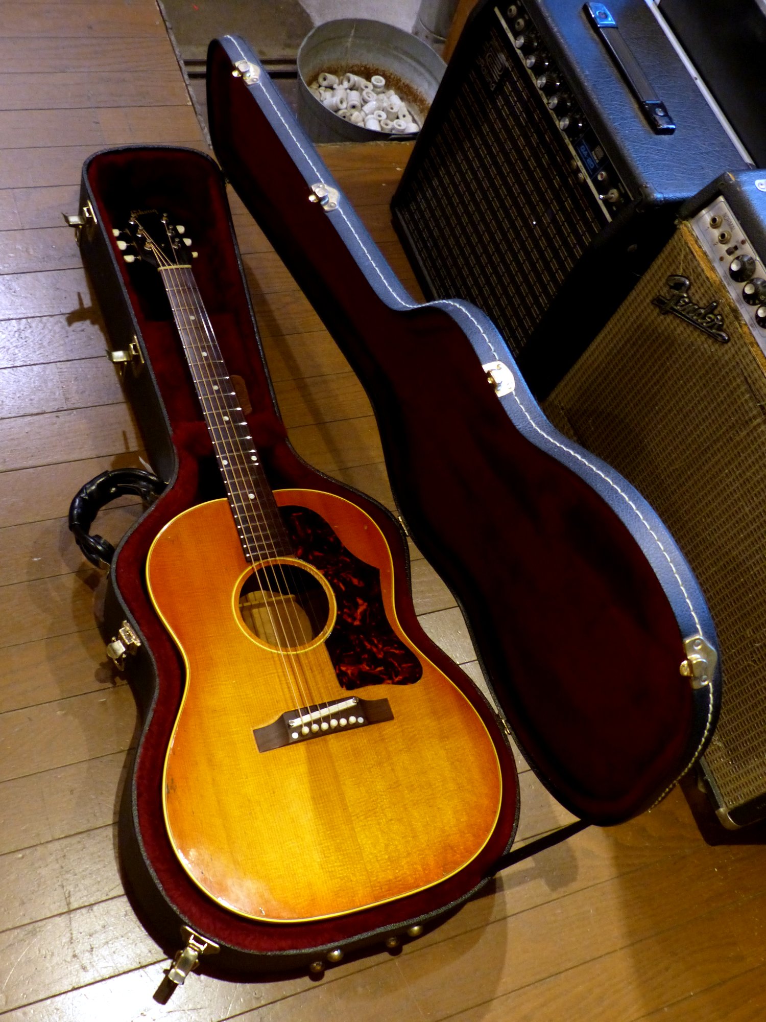 Gibson '63 B-25 – 京町家のギターショップ ライトニン