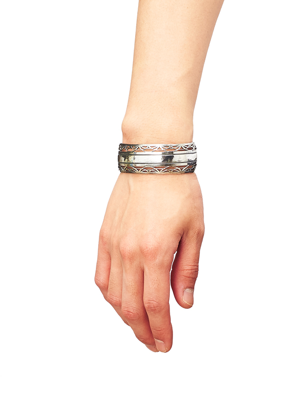 LoungeLizard x M・A・R・S コラボレーションバングル｜MARS（マーズ）