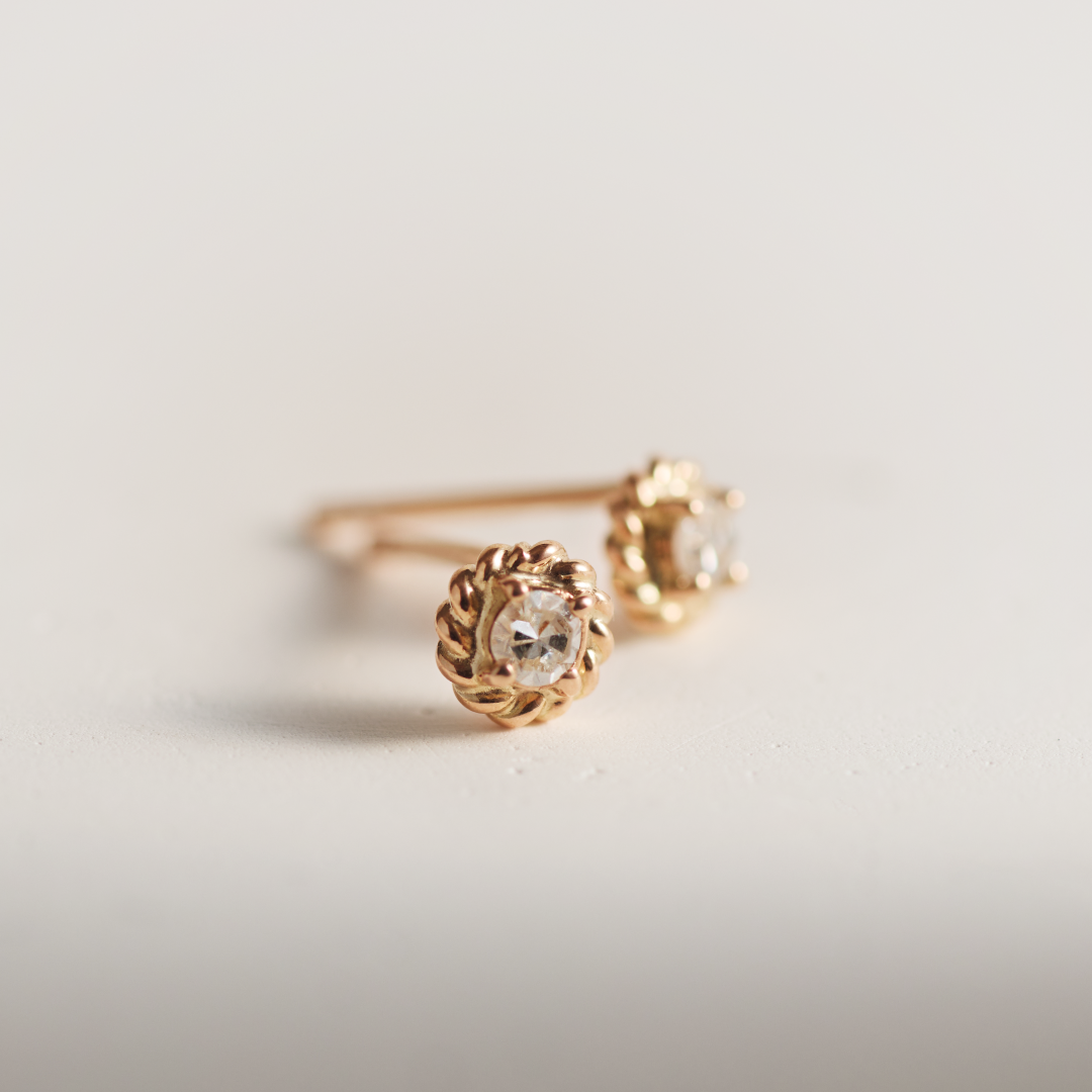 晴陽 ピアス – マザーハウス 公式サイト