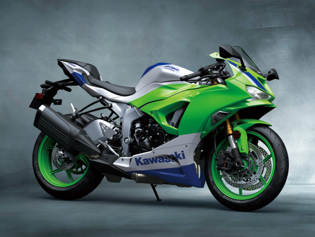 1989年のZXRシリーズを彷彿とさせる Ninja40周年記念モデル12月発売へ