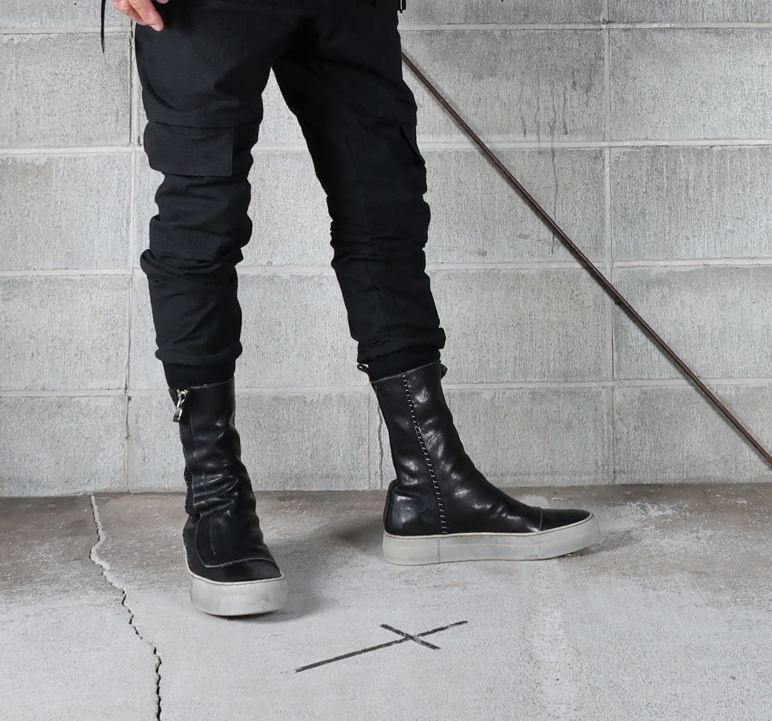 incarnation 、11V-7977/RAW 、Horse leather Wrap front Sneaker
