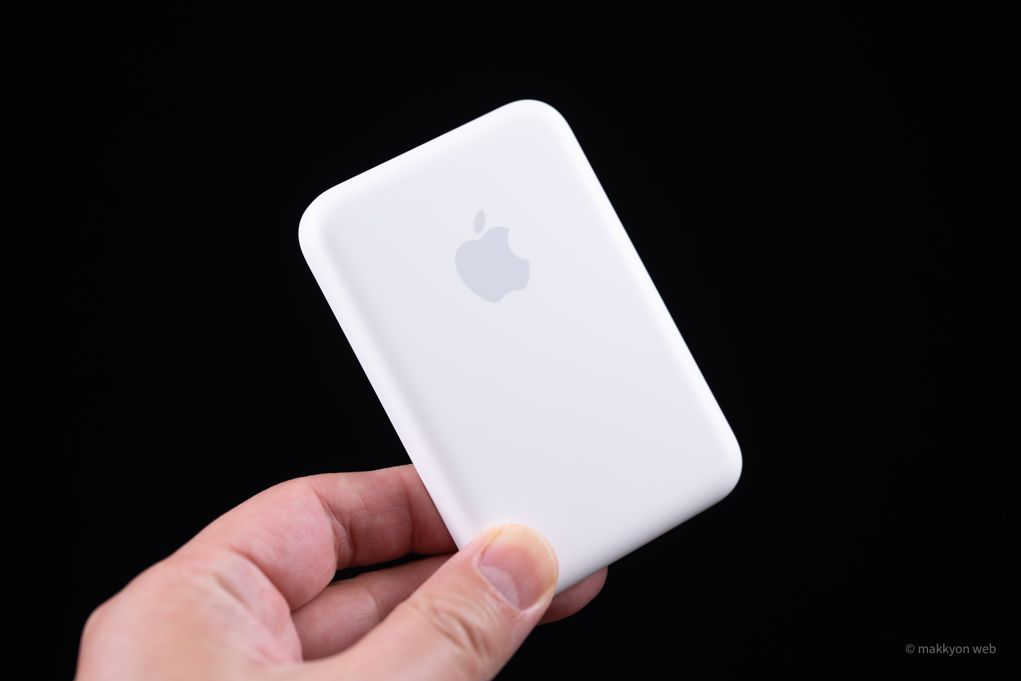 これが最高峰！7.5W急速充電が可能な、iPhone専用ワイヤレスバッテリー