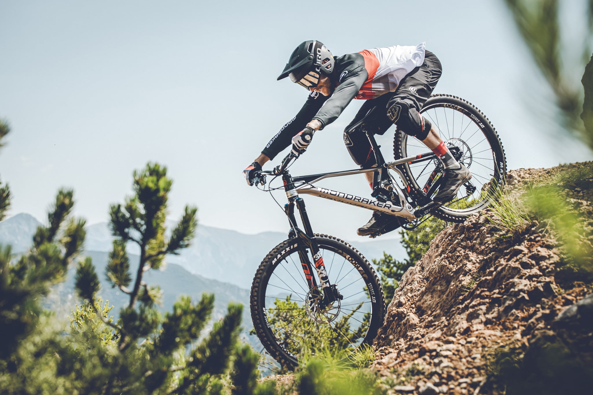 ZERO SUSPENSION SYSTEM | MONDRAKER JAPAN