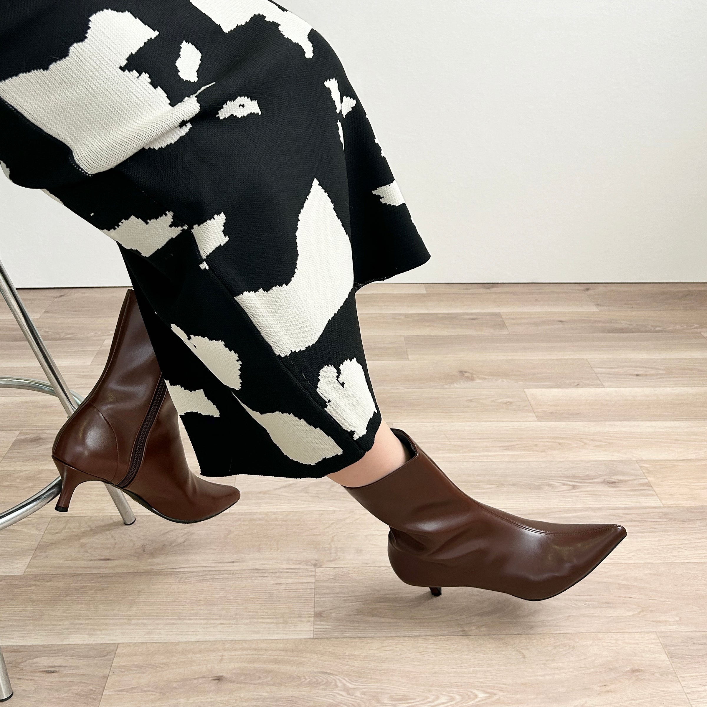 30%OFF：ポインテッドトゥ ショートブーツ（5736）Dブラウン – mamian