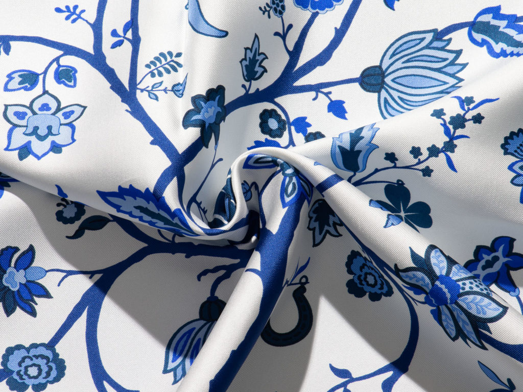 OTHERS】NEW ARRIVAL～創業110周年 ❝ANNIVERSARY シルクスカーフ❞の