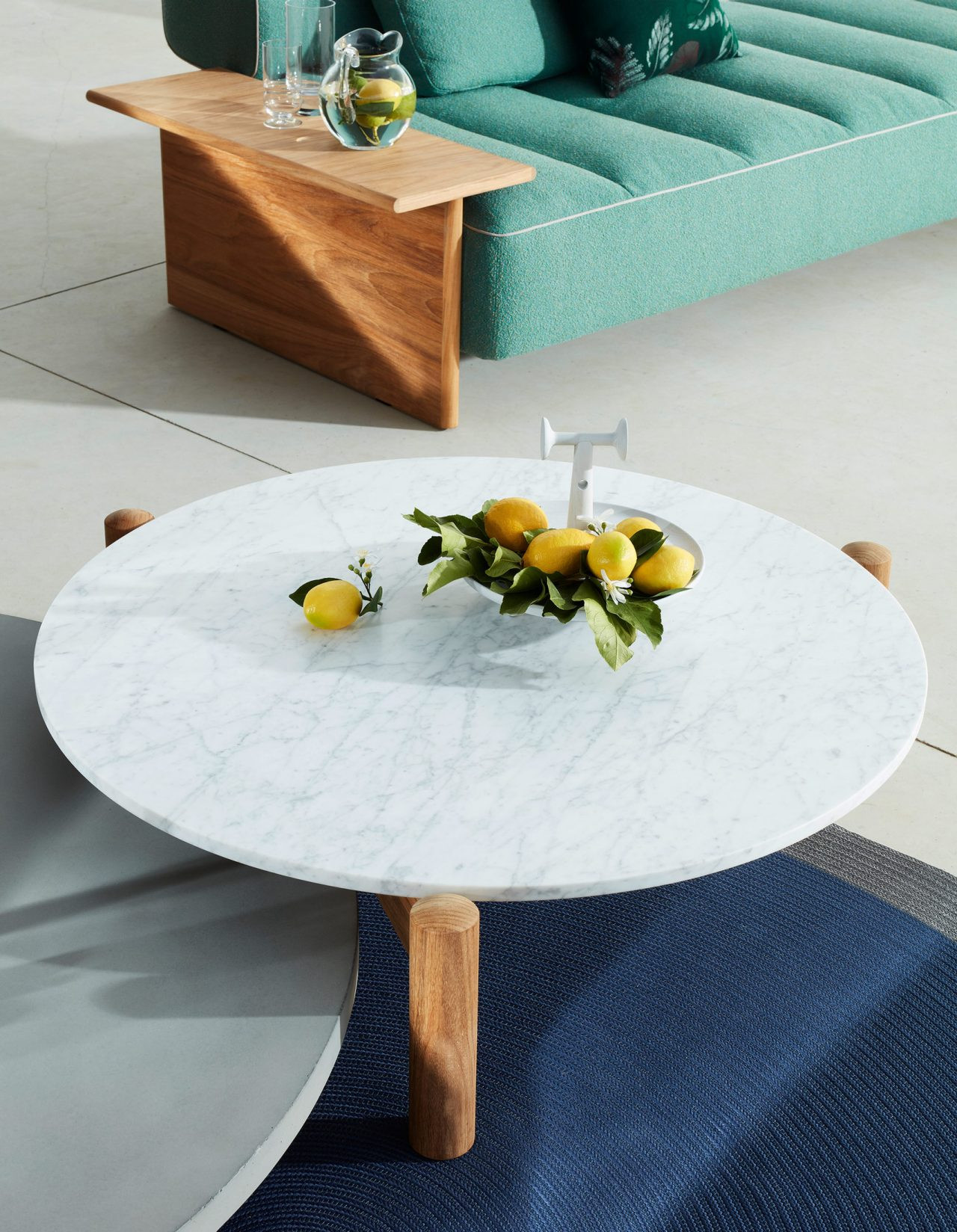 TABLE À PLATEAU INTERCHANGEABLE - OUTDOOR | Coffee Tables