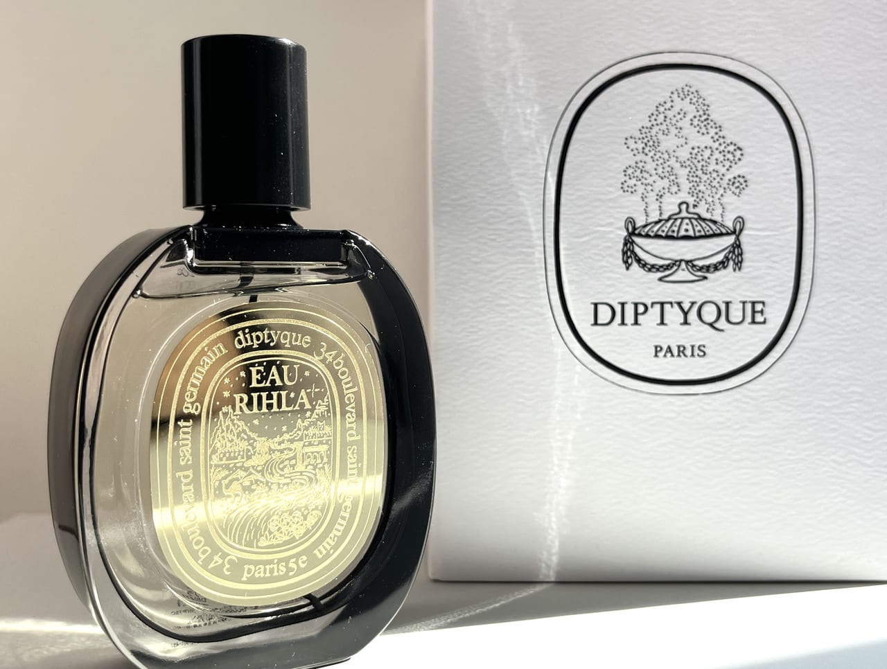 ディプティックで出会った「オーリラ」は色気のある大人な香りで、春に