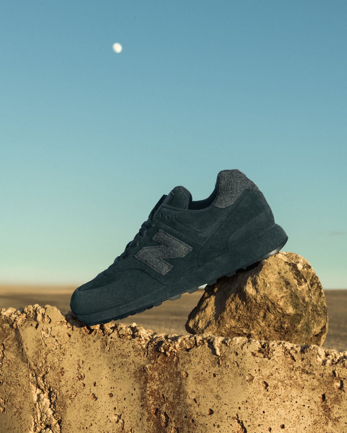 ストーンアイランド」と 「ニューバランス」がコラボ！最強の大人