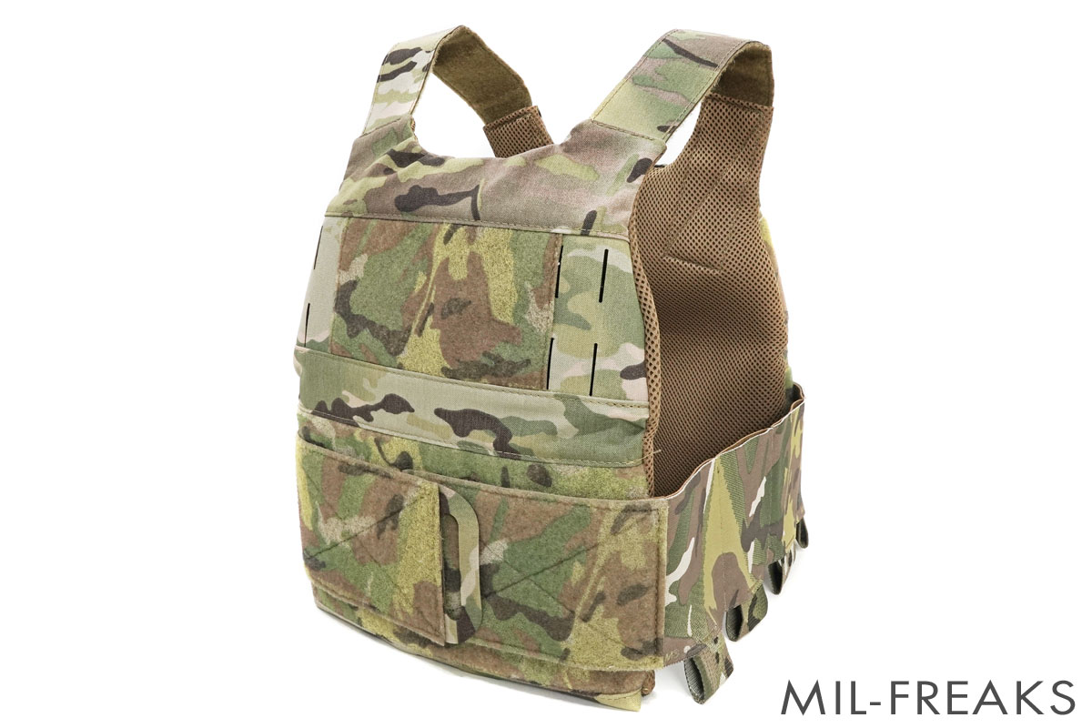 FERRO CONCEPTS The Slickster プレートキャリア マルチカム