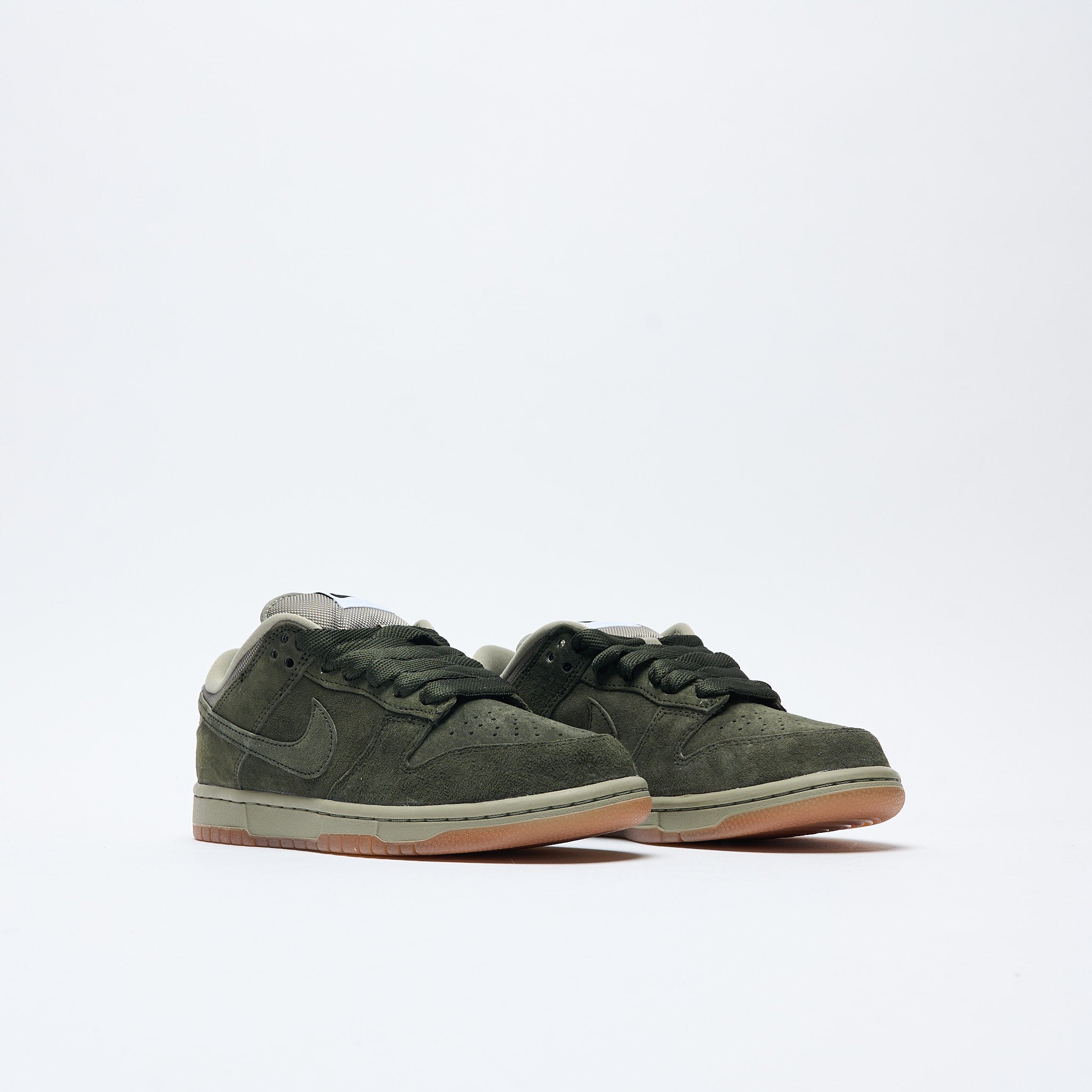 Nike SB-Dunk Low Pro B (Sequoia/Sequoia-Light Army-White) – MILK STORE