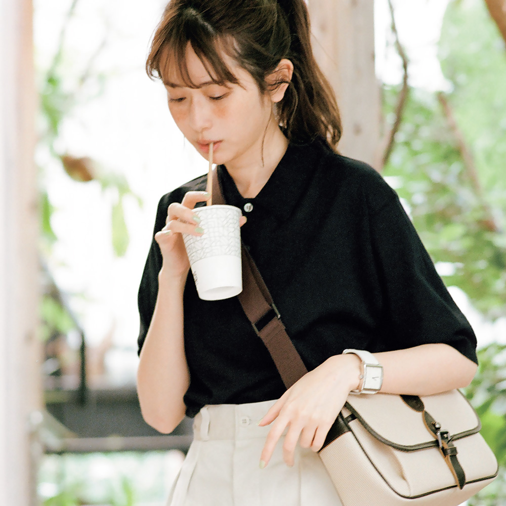 ちょっと渋い、憧れの〈ショルダーバッグ〉を。 | mina official