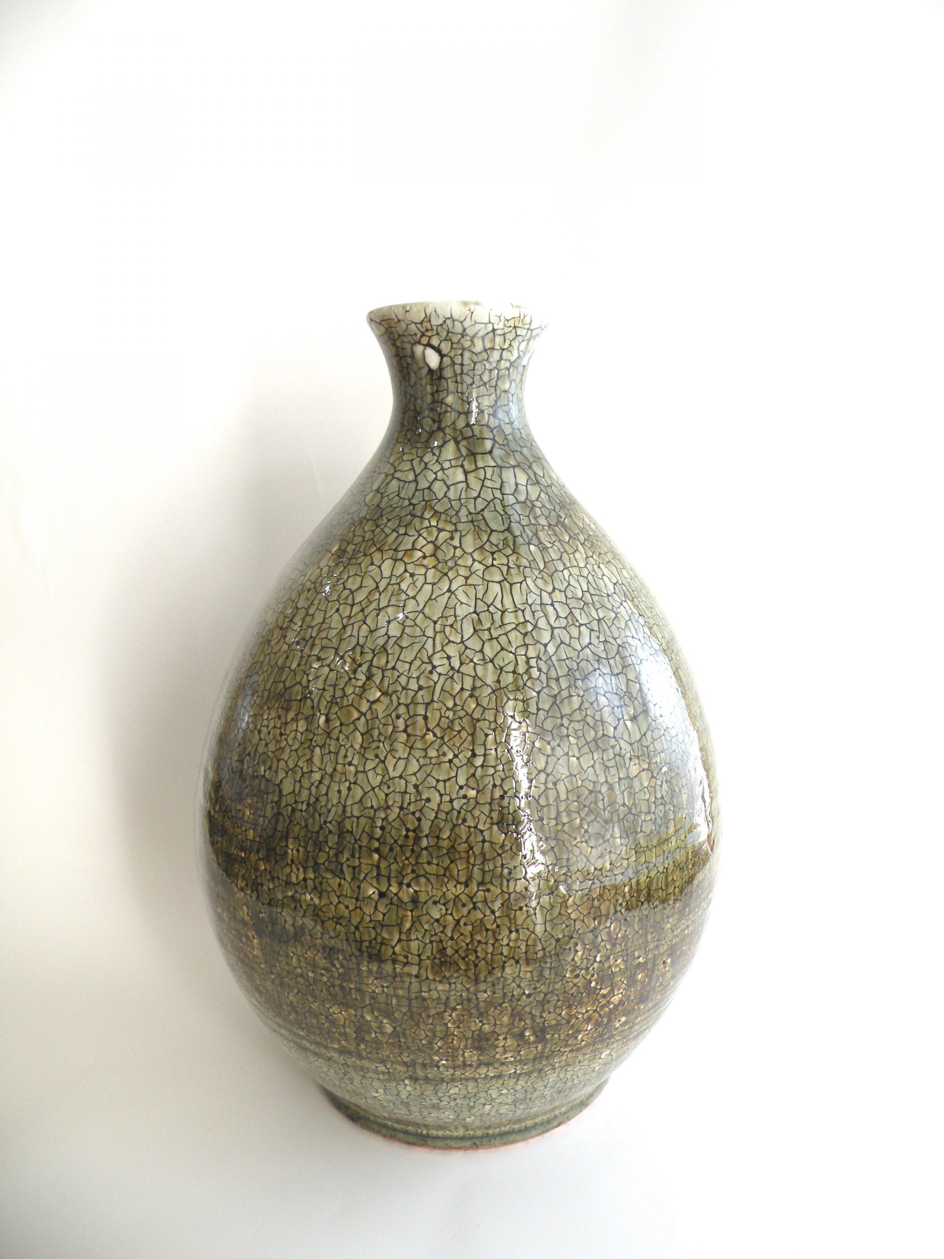 美濃焼伝統工芸品協同組合 | 灰釉梅花皮花入