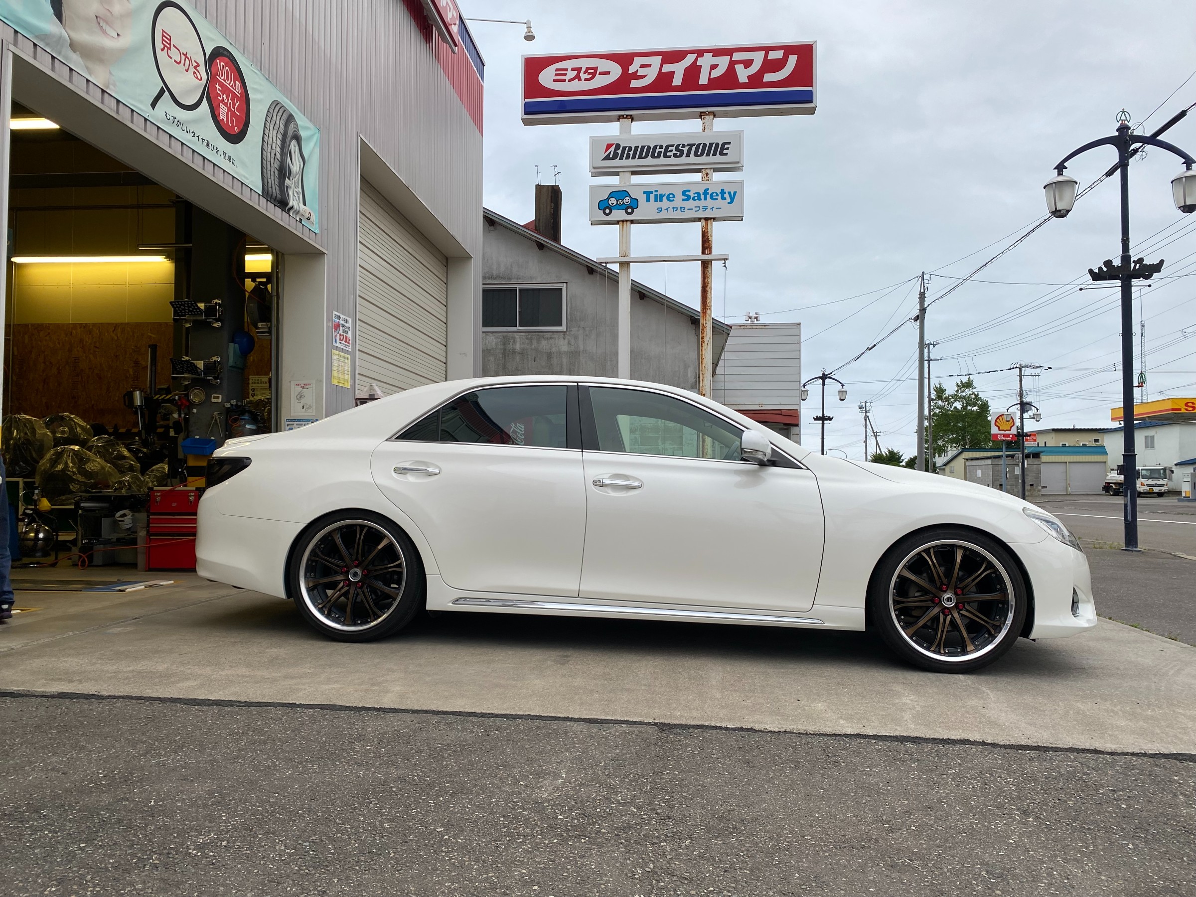 マークXさん、車高調取り付け TEIN FLEX Z | トヨタ マークX その他