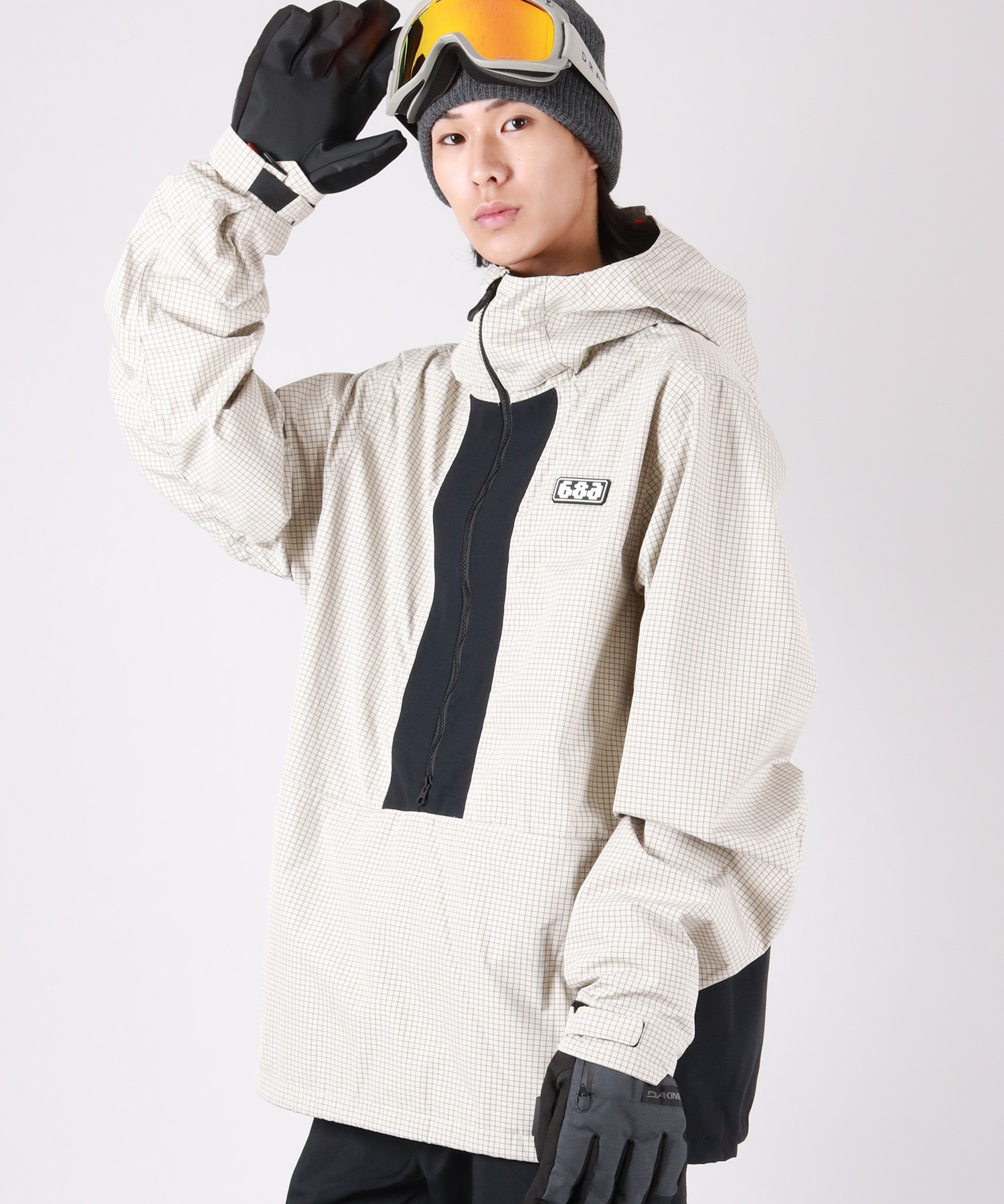686 シックスエイトシックス GHOST 2.5L ANORAK スノーボード ウェア