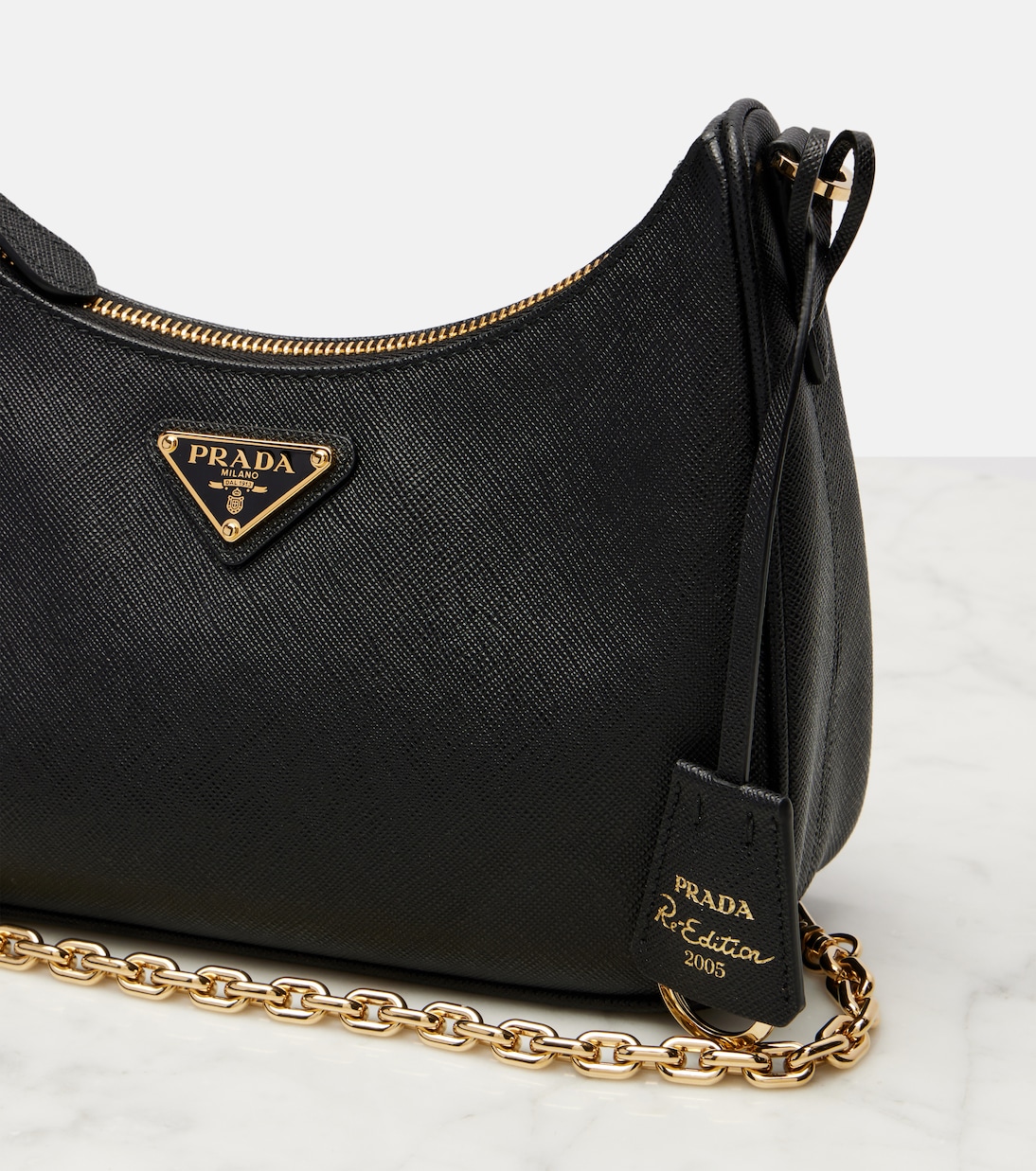 Re-Edition 2005 leather shoulder bag in black - Prada | Mytheresa