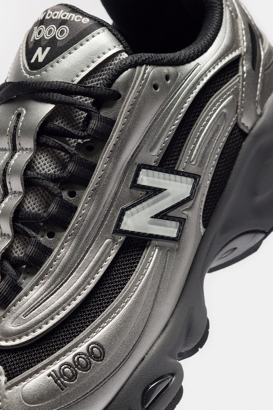 1000 Sneaker in Silver Metallic/Green - New Balance