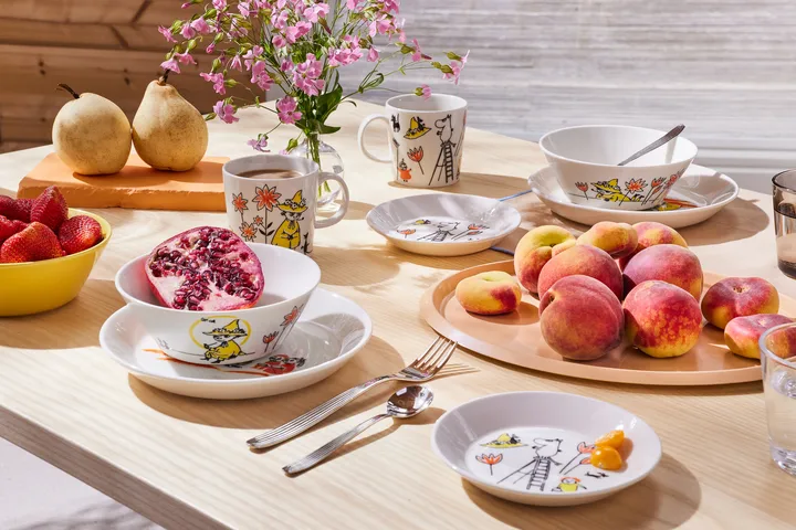 Moomin Arabia からのArabia x Red Cross ムーミンプレート ABC