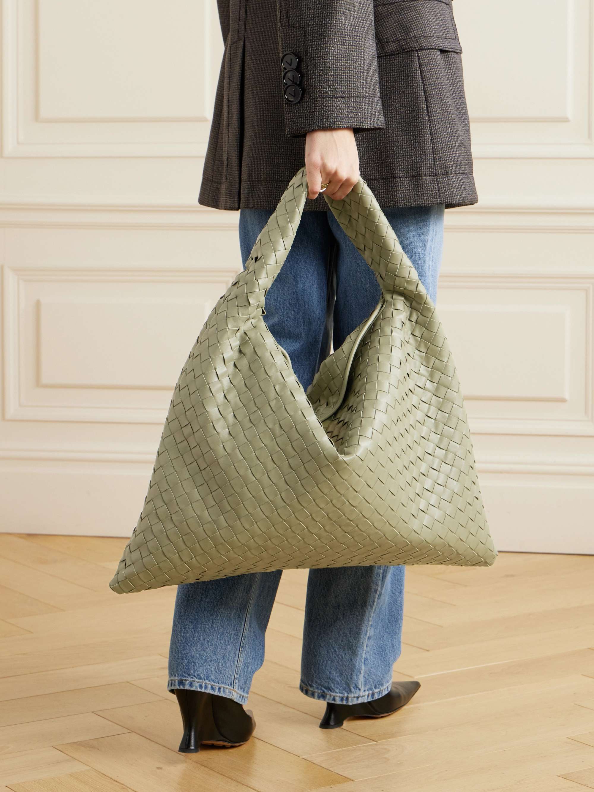BOTTEGA VENETA Hop large intrecciato leather tote | NET-A-PORTER