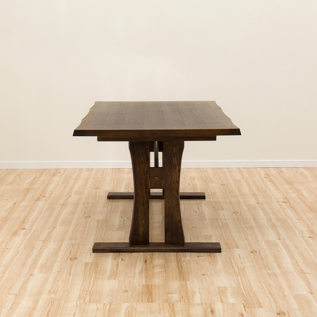 天然木ダイニングテーブル(ヤマト4 160 DBR) | ニトリネット【公式