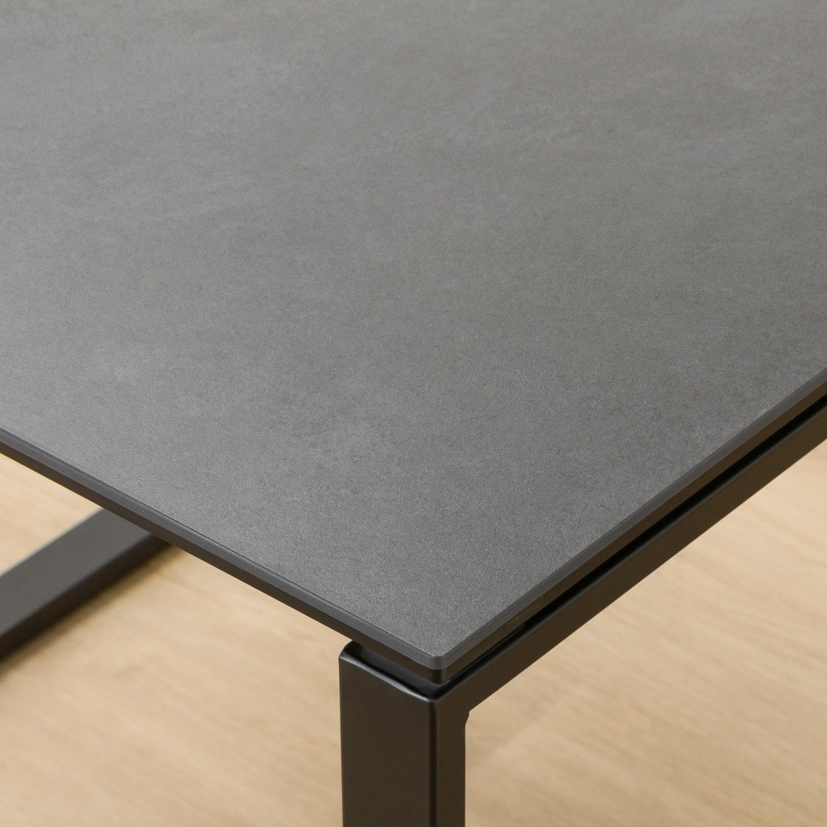 セラミックダイニングテーブル(セーラル85 CHN GY) | ニトリネット