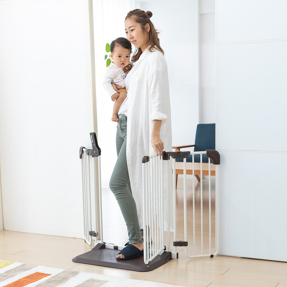 おくだけとおせんぼ おくトビラ ホワイトスチール 日本育児 – ベビー