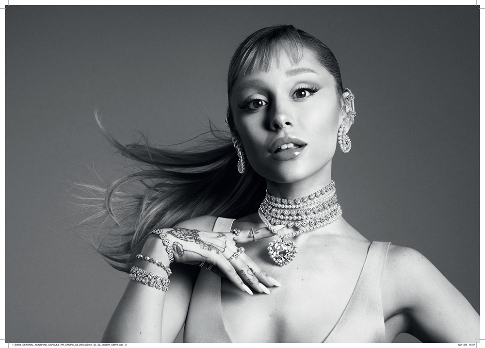 FASHION] Swarovskiとアリアナ・グランデが初のクリエイティヴ