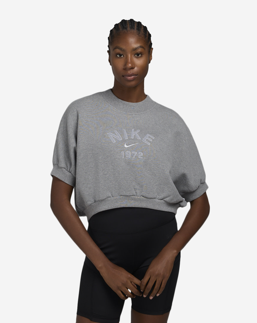 Shop Nike NSW Short Sleeve Fleece Crew HJ0224-091 grey | SNIPES USA
