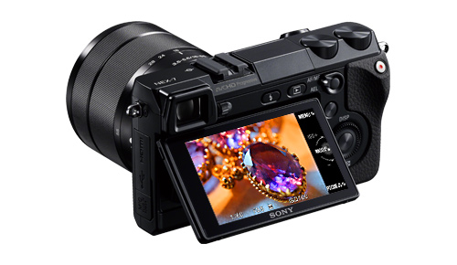 NEX-7 特長 : 革新的な操作性 | デジタル一眼カメラα（アルファ） | ソニー