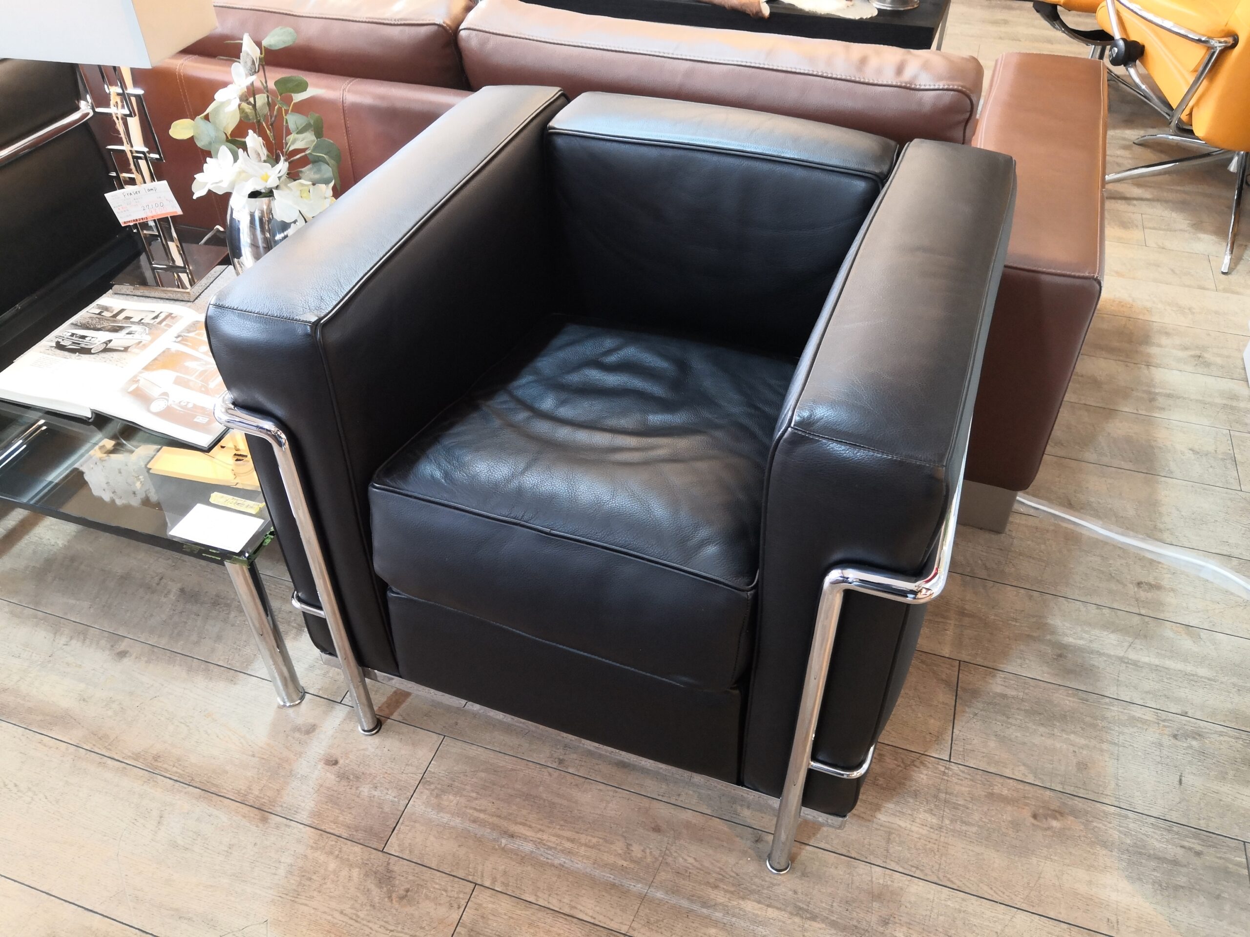 カッシーナ イクスシー LC2 ソファ 1人掛け w750 買取。 | 愛知と岐阜