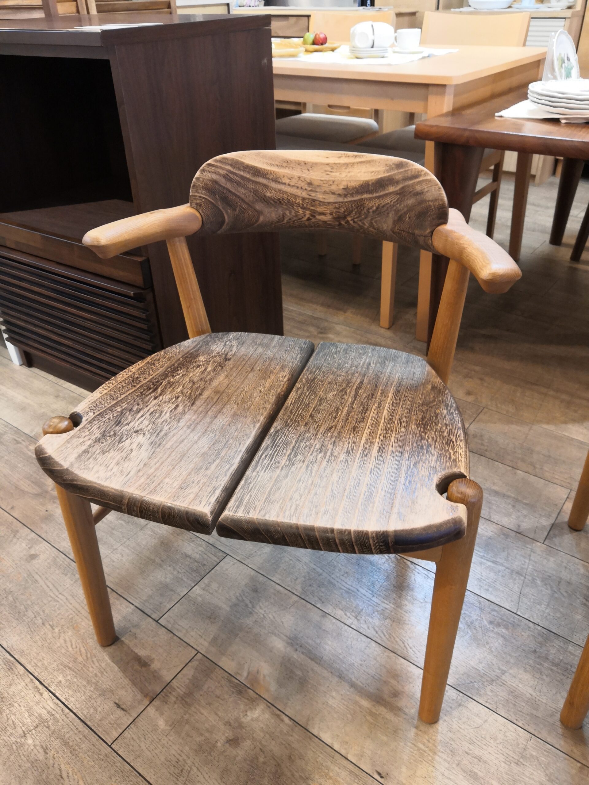 中古品】HIDA 飛騨産業 キツツキ キツツキマーク 森のことば 半円形