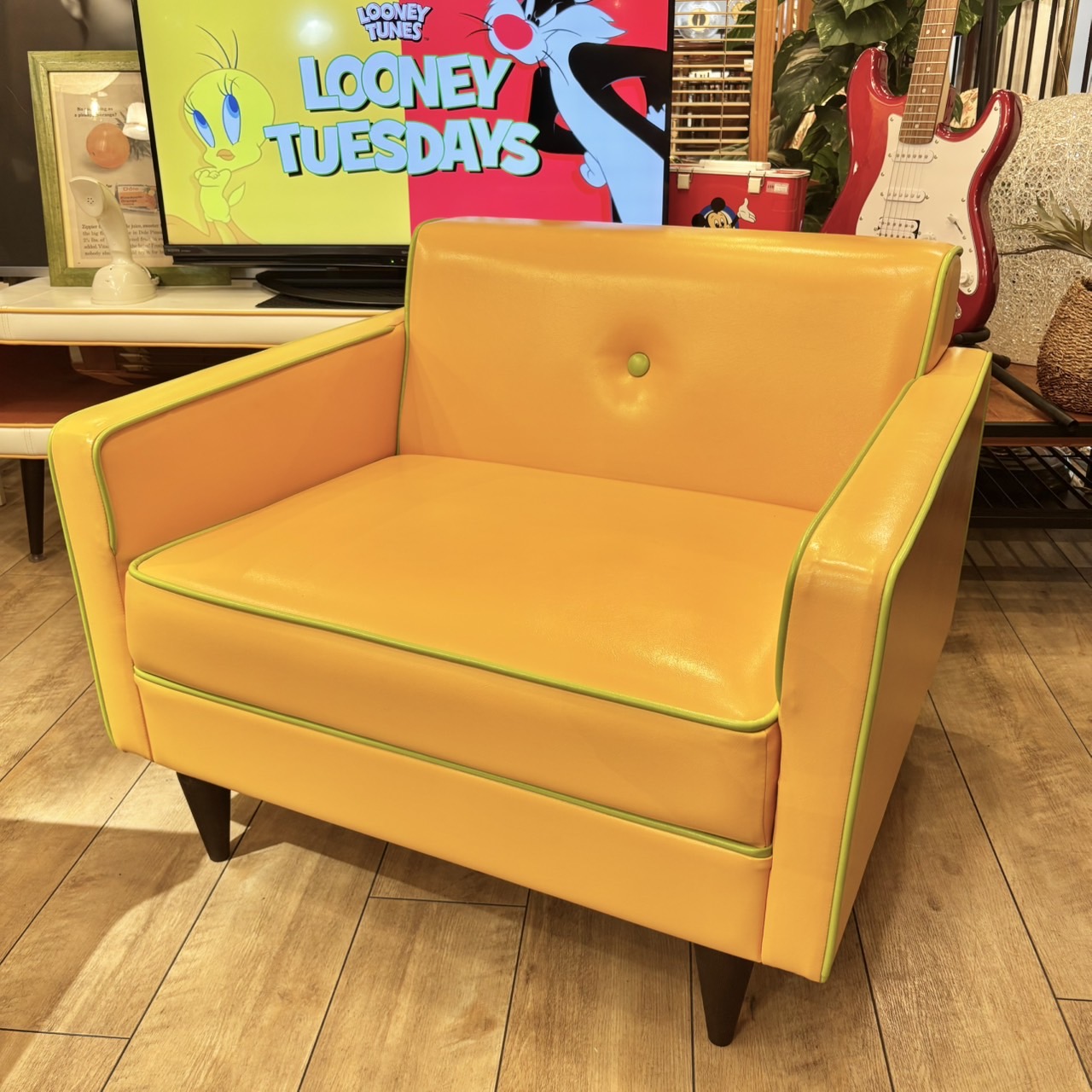 アメリカンレトロPOP家具＊USA POP＊入荷いたしました