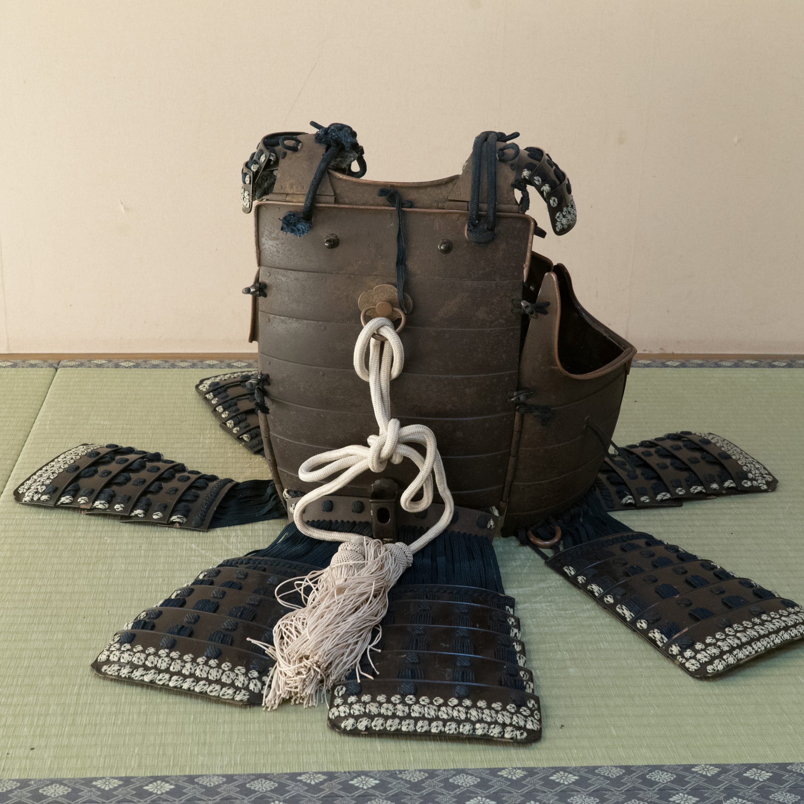 Antique Samurai Armor for sale | Samurai Museum Shop