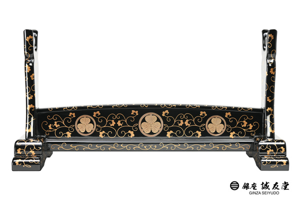 刀掛 銀座誠友堂謹製 本漆塗本金蒔絵 一本掛 (OI-060121)｜刀・日本刀